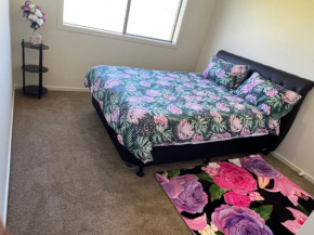 STAR PARVILLION HIDE AWAy